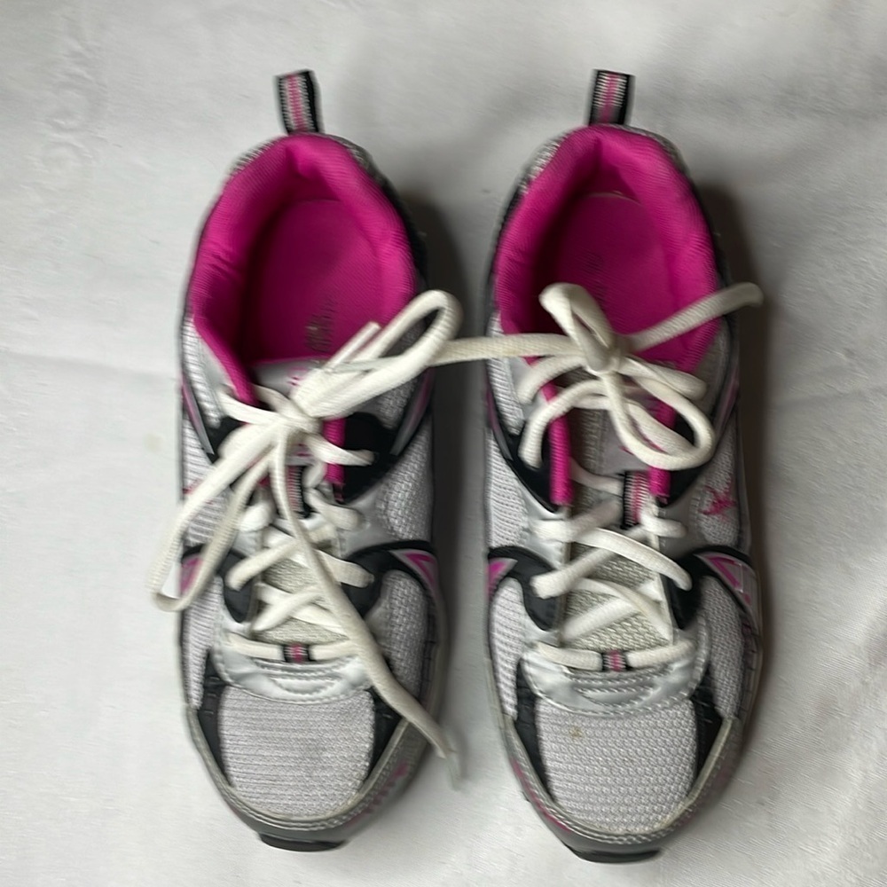 Danskin Sneakers, Size 3